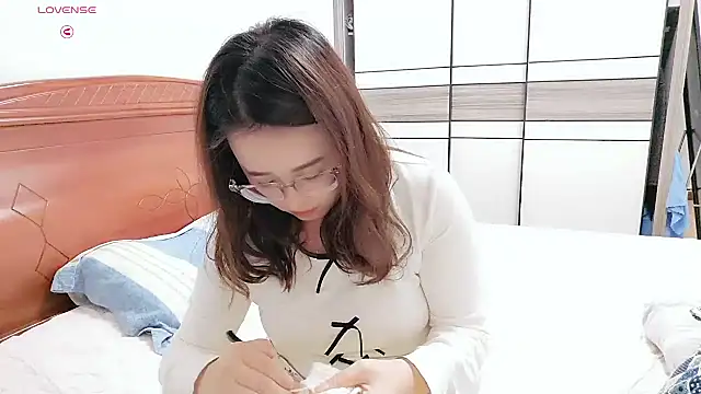 NEWONETO online show from 25, 10, 2025