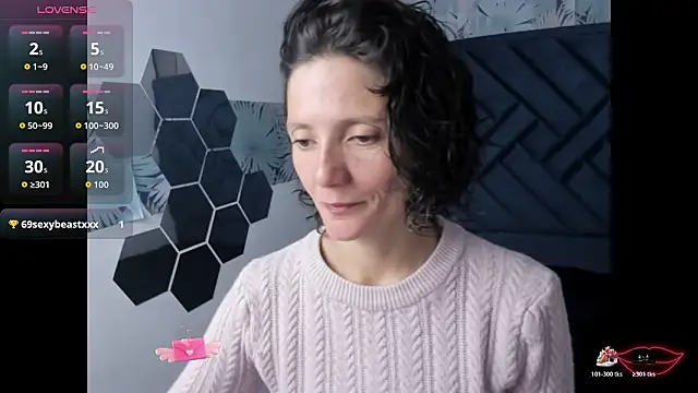 Snapshot of Valery_More__ chatting on 18, 1, 2026 Valery More online show from 18, 1, 2026