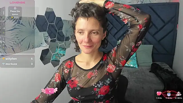 Snapshot of Valery_More__ chatting on 11, 2, 2026 Valery More online show from 11, 2, 2026