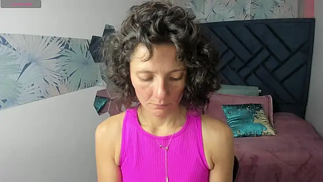 Snapshot of Valery_More__ chatting on 23, 2, 2026 Valery More online show from 23, 2, 2026