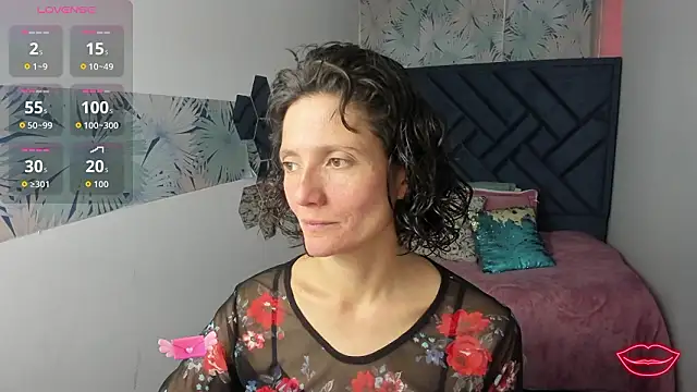 Snapshot of Valery_More__ chatting on 26, 2, 2026 Valery More online show from 26, 2, 2026