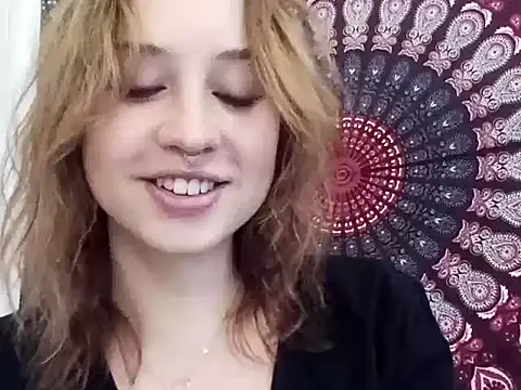 Snapshot of AdalynKiss chatting on 10, 10, 2025 AdalynKiss online show from 10, 10, 2025