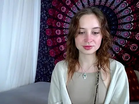 AdalynKiss online show from 7, 4, 2026