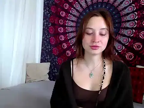 AdalynKiss online show from 13, 5, 2026