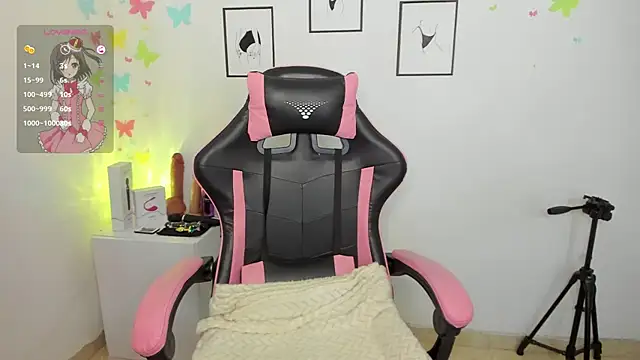 AndreaG  online show from 11, 4, 2026