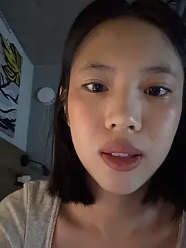 Snapshot of Asian_Liii chatting on 4, 10, 2025 Asian Liii online show from 4, 10, 2025