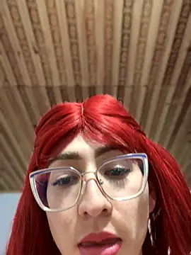 Snapshot of NICOLLE__12 chatting on 10, 10, 2025 NICOLLE 12 online show from 10, 10, 2025