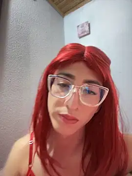 Snapshot of NICOLLE__12 chatting on 22, 10, 2025 NICOLLE 12 online show from 22, 10, 2025