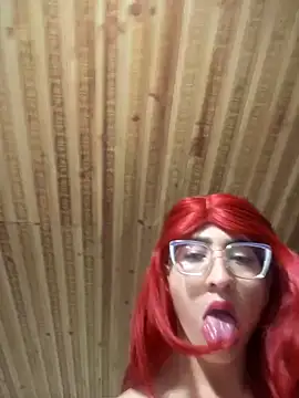 Snapshot of NICOLLE__12 chatting on 21, 11, 2025 NICOLLE 12 online show from 21, 11, 2025