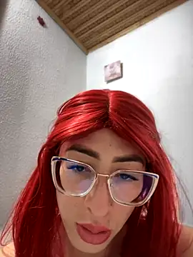 Snapshot of NICOLLE__12 chatting on 22, 11, 2025 NICOLLE 12 online show from 22, 11, 2025