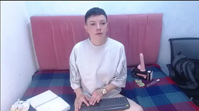 alexmadisoncm101 online show from 11, 11, 2025