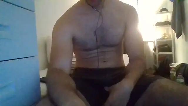 Snapshot of alexhuged chatting on 14, 6, 2026 alexhuged online show from 14, 6, 2026