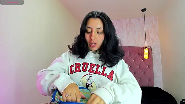 Iris  77 online show from 5, 11, 2025