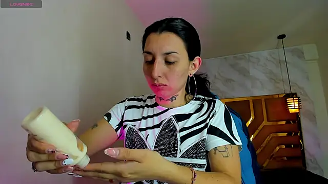 Iris  77 online show from 8, 11, 2025