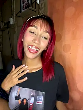 Snapshot of Zasha_Romero chatting on 24, 10, 2025 Zasha Romero online show from 24, 10, 2025
