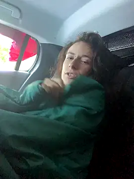 GoldenPussy1329 online show from 9, 11, 2025