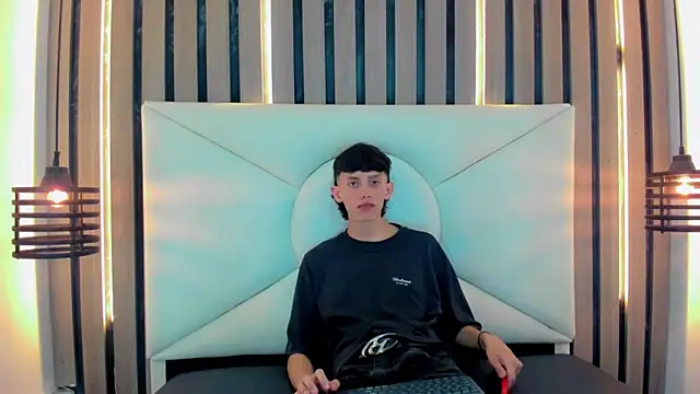 thaigo twink38 online show from 23, 4, 2026