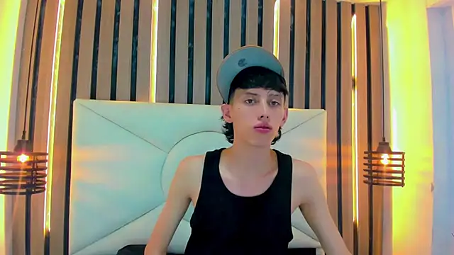 thaigo twink38 online show from 29, 4, 2026