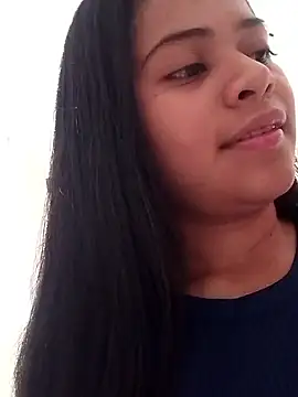 Snapshot of Antonela_19 chatting on 1, 10, 2025 Antonela 19 online show from 1, 10, 2025