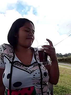 Snapshot of Antonela_19 chatting on 24, 10, 2025 Antonela 19 online show from 24, 10, 2025