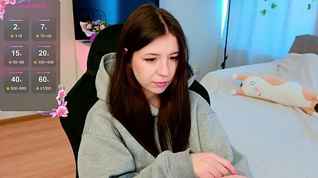 Azaliya Haze online show from 16, 4, 2026