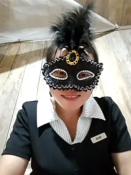 Tuyet xx online show from 2, 10, 2025