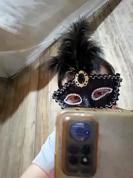 Tuyet xx online show from 3, 10, 2025