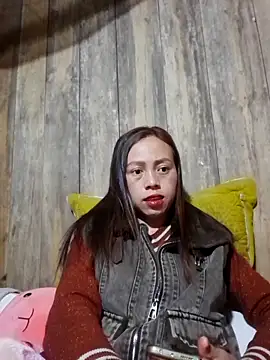 Tuyet xx online show from 15, 12, 2025