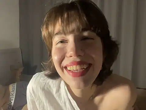 Snapshot of Sexy_frie chatting on 30, 10, 2025 Sexy frie online show from 30, 10, 2025