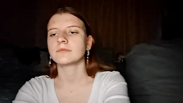 Snapshot of LynteriLain chatting on 24, 10, 2025 LynteriLain online show from 24, 10, 2025