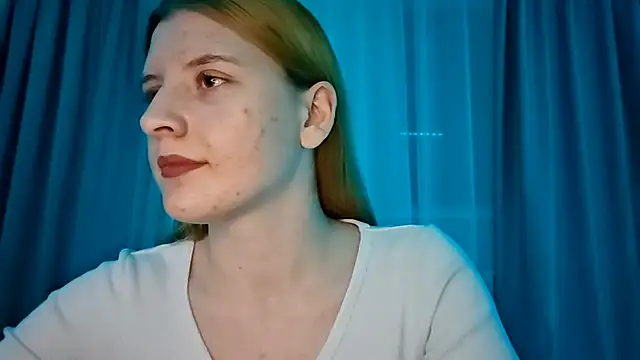 Snapshot of LynteriLain chatting on 12, 11, 2025 LynteriLain online show from 12, 11, 2025