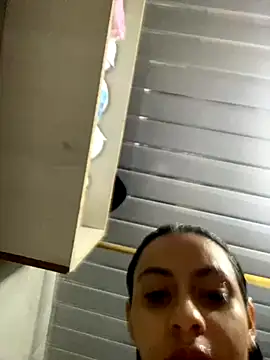 Snapshot of miluwatson chatting on 28, 9, 2025 miluwatson online show from 28, 9, 2025