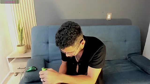 Jaybrown  1 online show from 29, 11, 2025