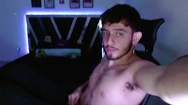 Sebasxxl12 online show from 6, 1, 2026