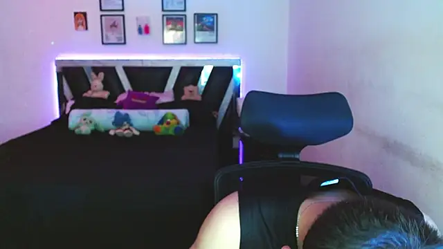 Sebasxxl12 online show from 13, 3, 2026