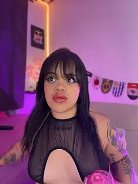 Sussyroxxx online show from 14, 7, 2026