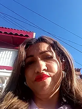 chloe  Jones  online show from 8, 11, 2025