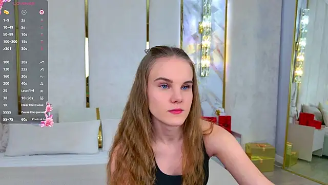 Lili Lohan online show from 5, 12, 2025