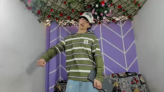 nexusboyhot online show from 4, 10, 2025