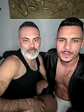 Snapshot of WildFlame2525 chatting on 5, 11, 2025 WildFlame2525 online show from 5, 11, 2025