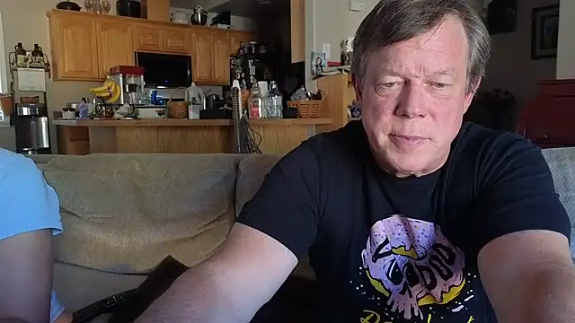 TheMatureCouple online show from 7, 5, 2026