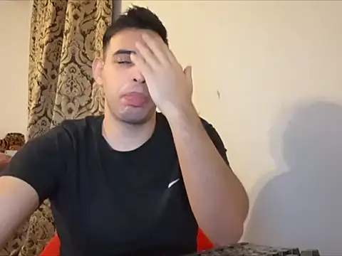 Snapshot of _Djonson_ chatting on 6, 10, 2025 Djonson online show from 6, 10, 2025