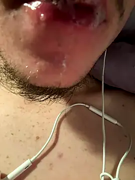 Snapshot of davidoso6271 chatting on 9, 11, 2025 davidoso6271 online show from 9, 11, 2025