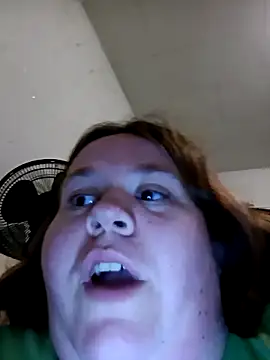 Snapshot of kittytightholes chatting on 15, 10, 2025 kittytightholes online show from 15, 10, 2025