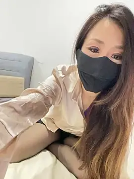 Snapshot of aska1986 chatting on 19, 11, 2025 aska1986 online show from 19, 11, 2025