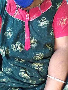 Snapshot of Tamilselviroja- chatting on 15, 10, 2025 Tamilselviroja- online show from 15, 10, 2025