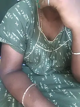 Snapshot of Tamilselviroja- chatting on 2, 11, 2025 Tamilselviroja- online show from 2, 11, 2025