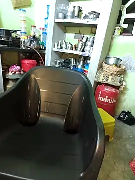 Snapshot of Tamilselviroja- chatting on 12, 11, 2025 Tamilselviroja- online show from 12, 11, 2025