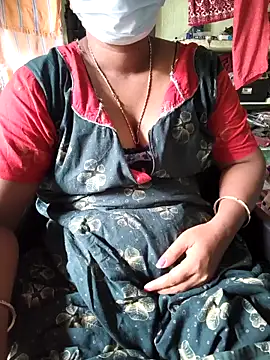 Snapshot of Tamilselviroja- chatting on 24, 11, 2025 Tamilselviroja- online show from 24, 11, 2025