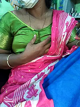 Snapshot of Tamilselviroja- chatting on 2, 12, 2025 Tamilselviroja- online show from 2, 12, 2025